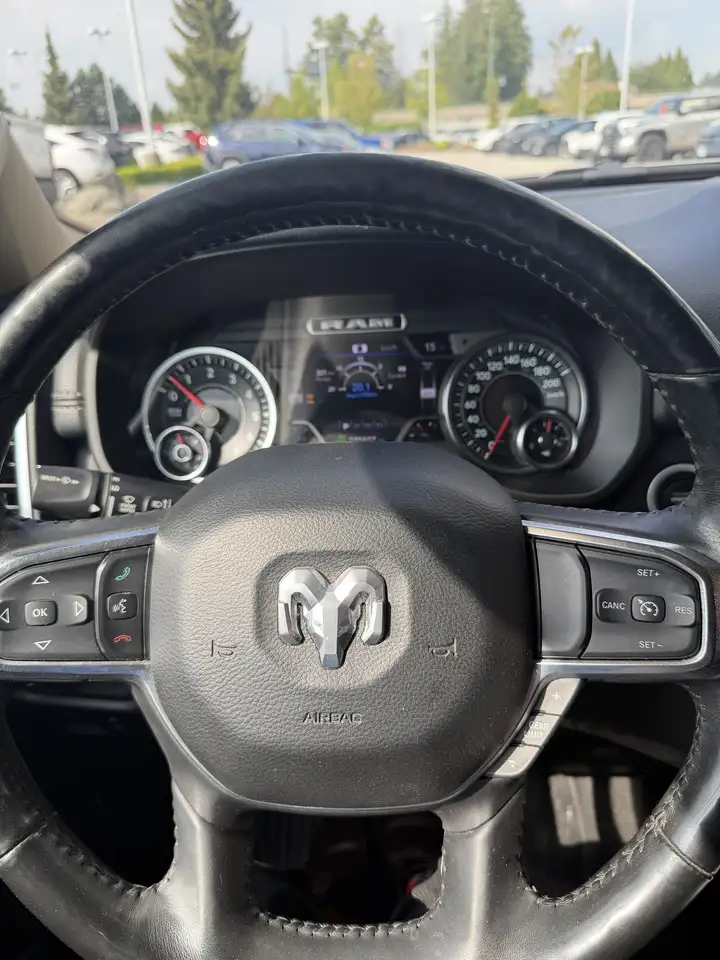 RAM 1500 снимка RAM 1500