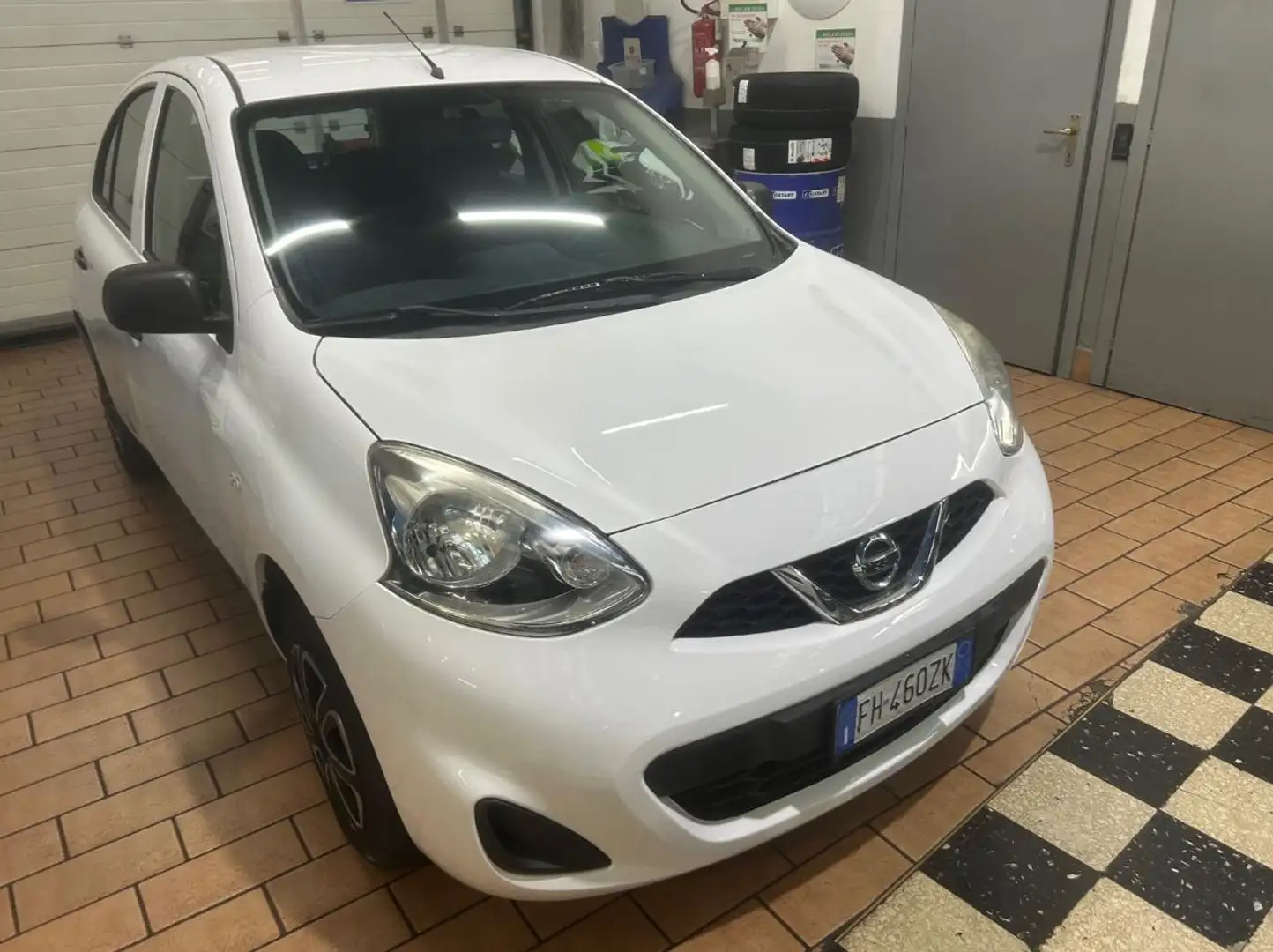 Nissan Micra 1.2 12V 5 porte Comfort Blanco - 2