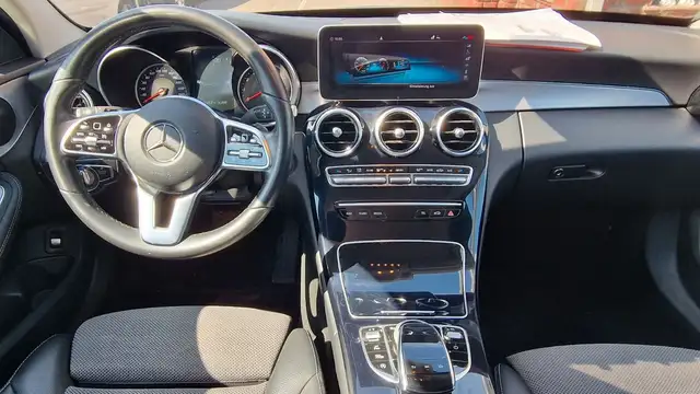 Mercedes-Benz C-Class view 13