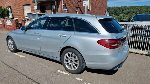 Mercedes-Benz C-Class view 8