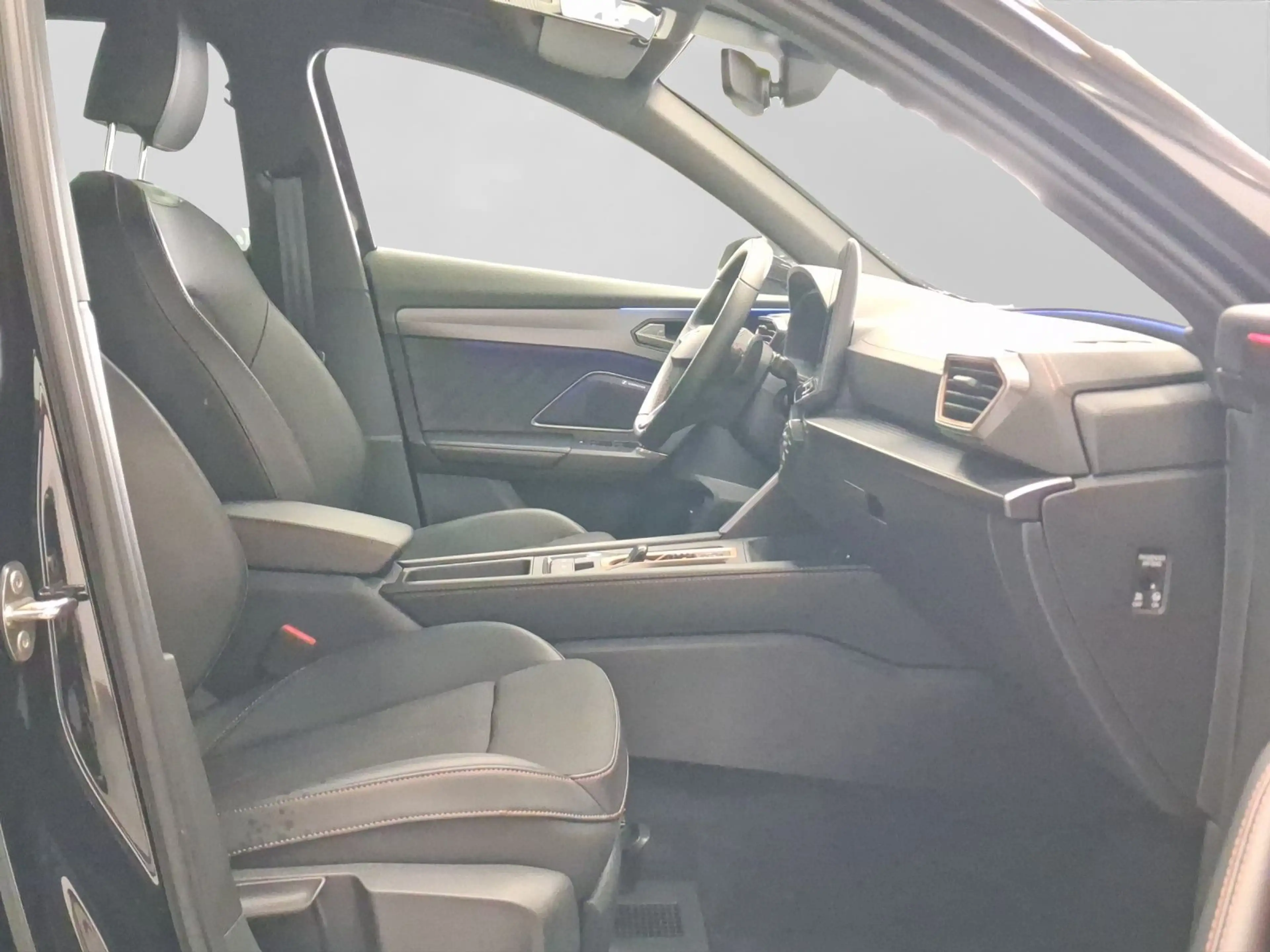 CUPRA Formentor 2.0 TDI DSG NAVI ACC PARKLENK SITZHZ — photo 4