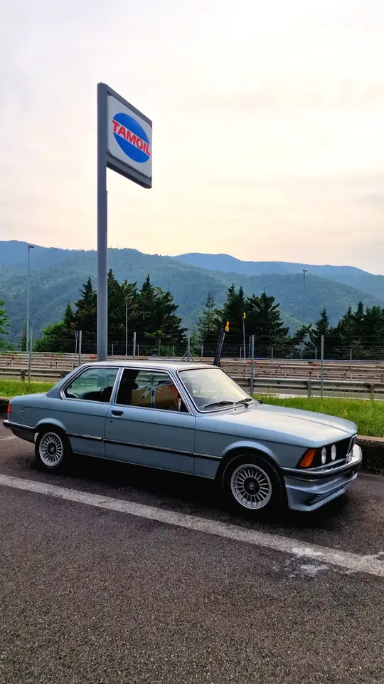 BMW 318i - Iniezione meccanica, foto 10