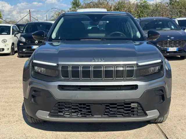 Jeep Avenger view 2