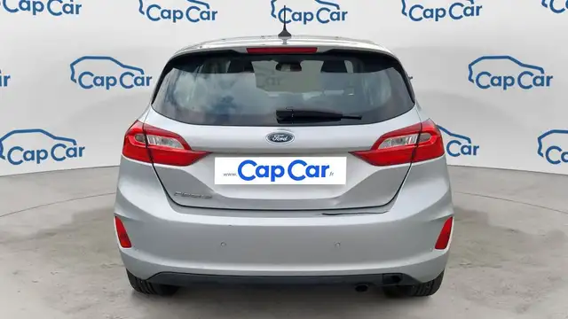 Ford Fiesta view 3