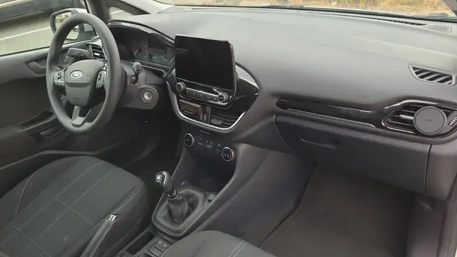 Ford Fiesta view 10