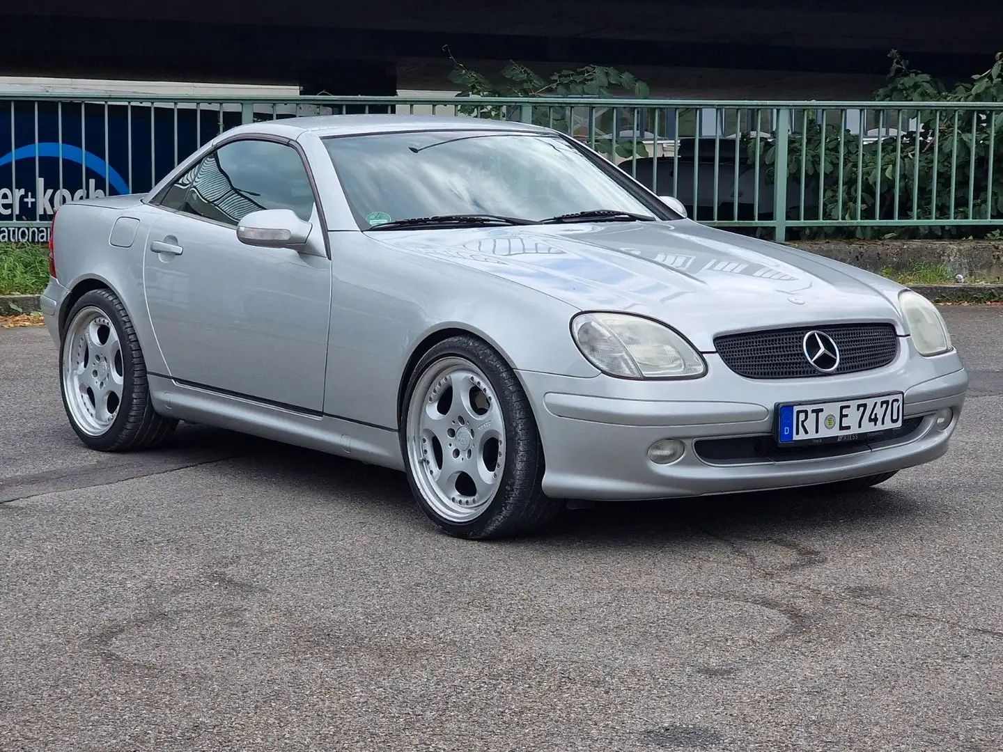 Mercedes-Benz SLK 230 KOMPRESSOR *Brabus 18"*Klima*TÜV NEU* Silber - 1