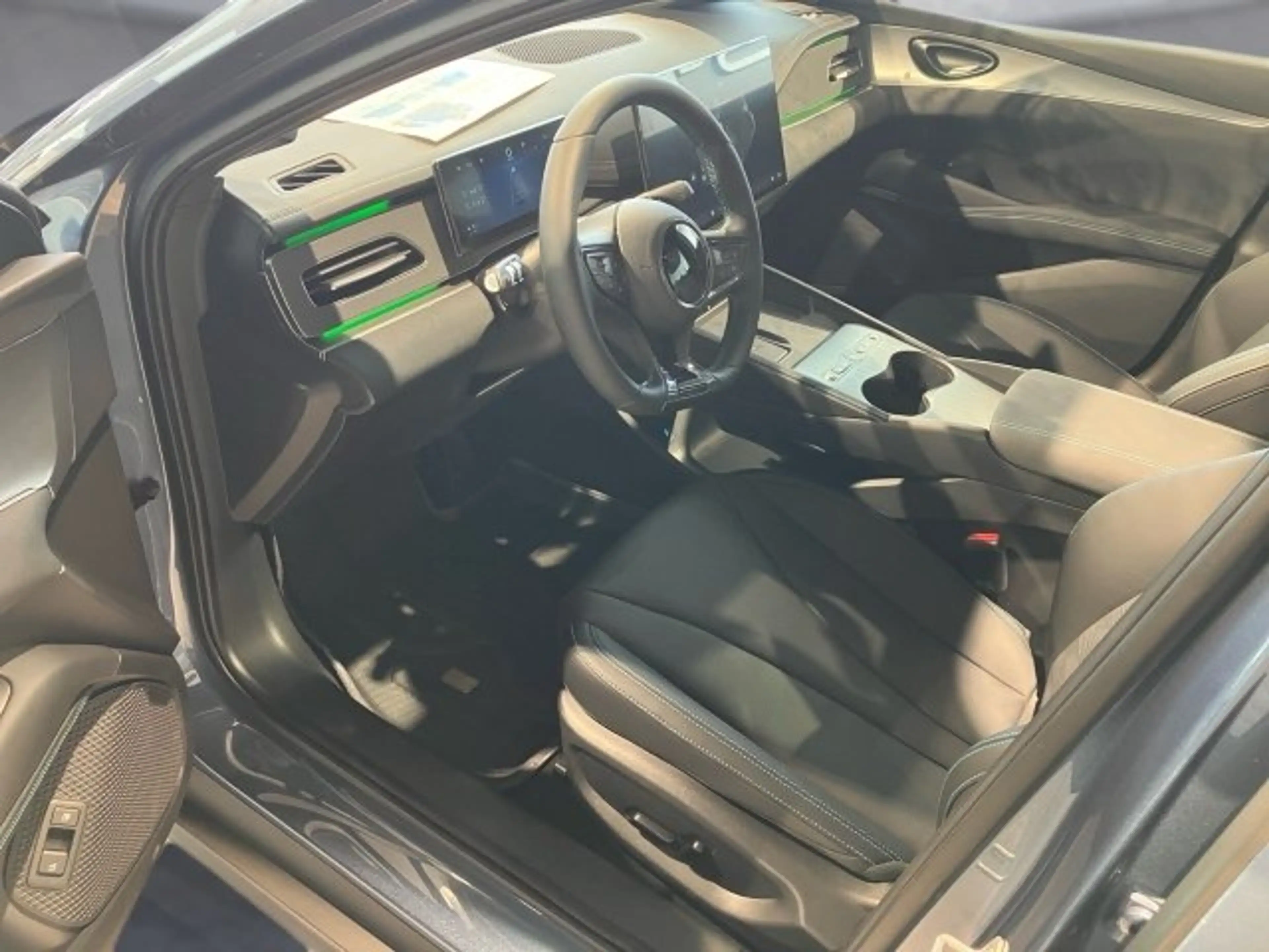 BYD Seal 6 DM-i Touring Comfort — photo 11