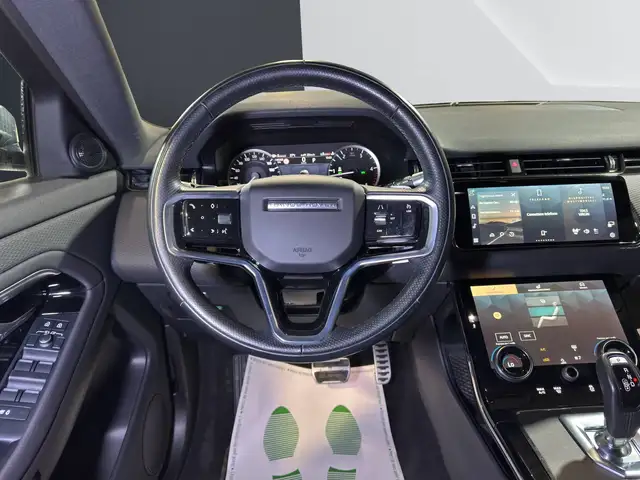Land Rover Range Rover Evoque view 9