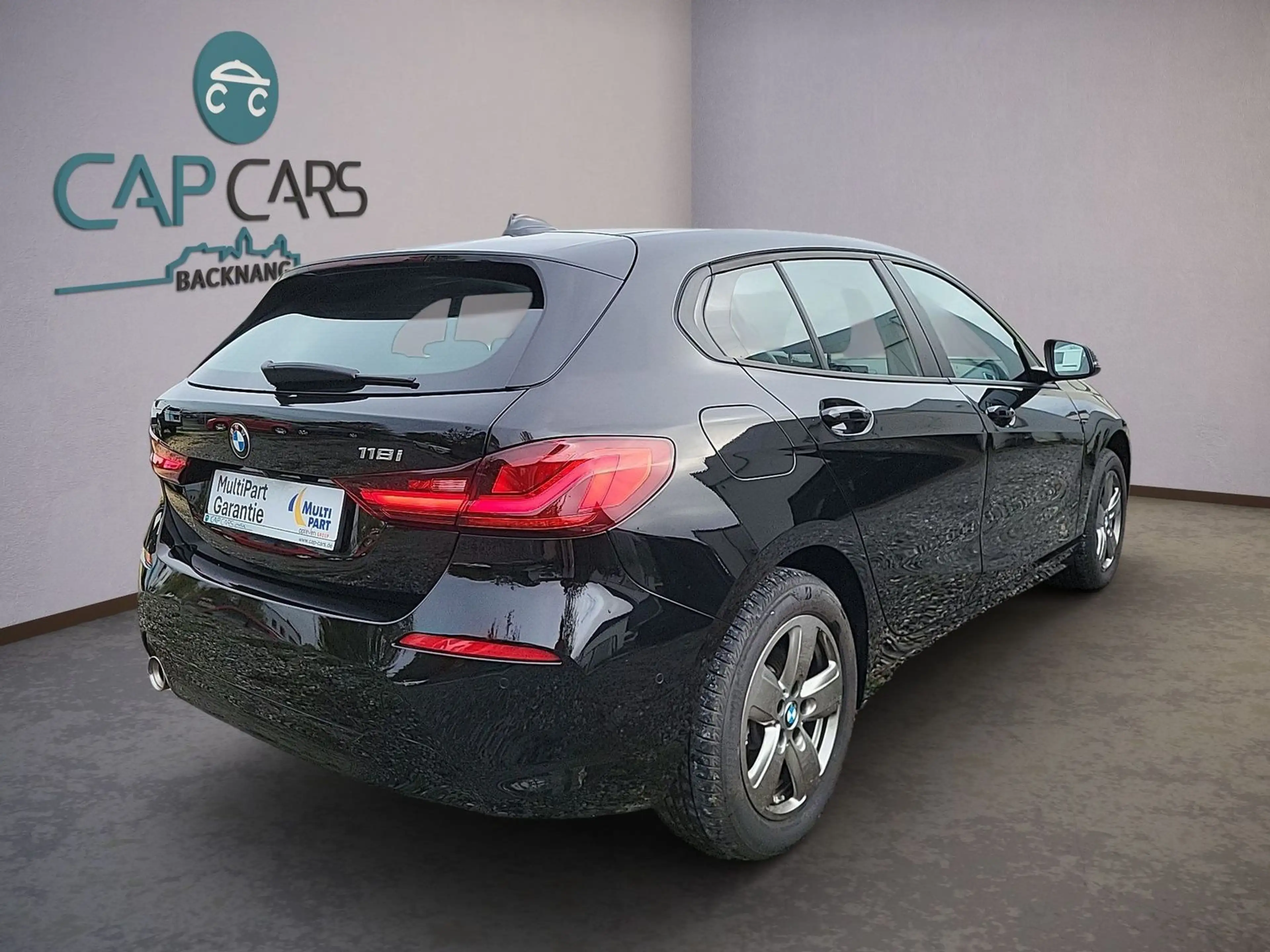 BMW 118 1er - 118i Advantage (EURO 6d)(OPF) — photo 2