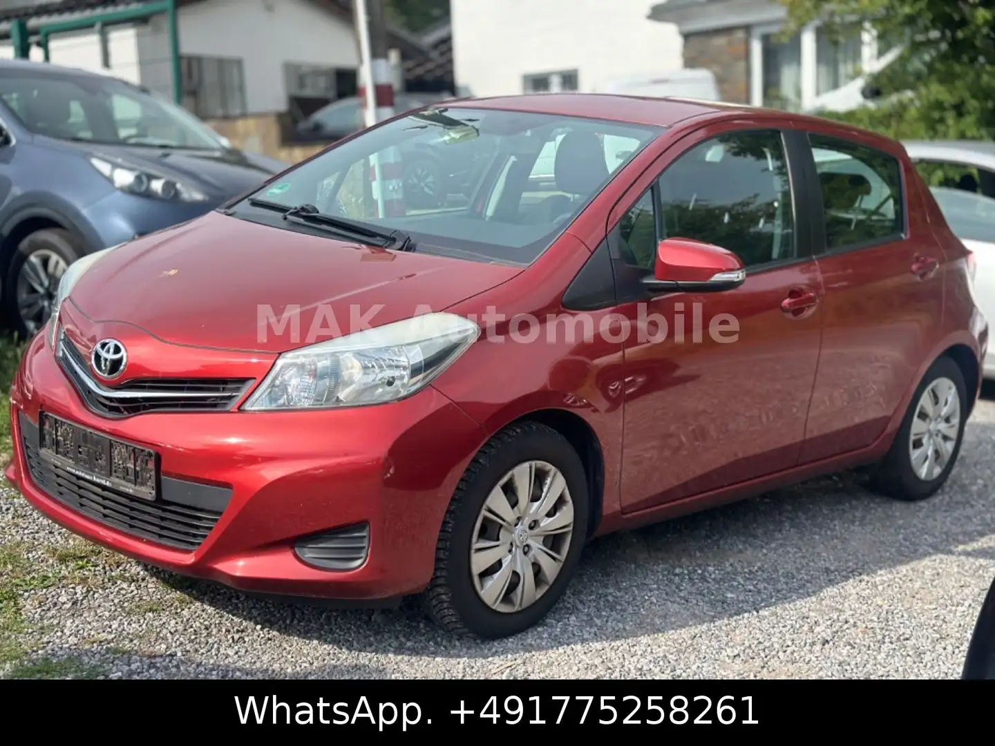 Toyota Yaris 1.3 Navi, Kamera,Euro5 TÜV NEU Rouge - 1