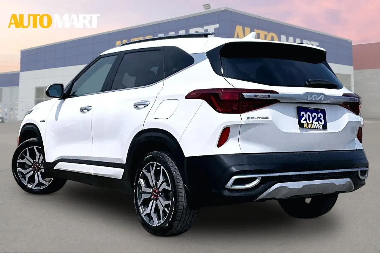 Kia Seltos photo Kia Seltos