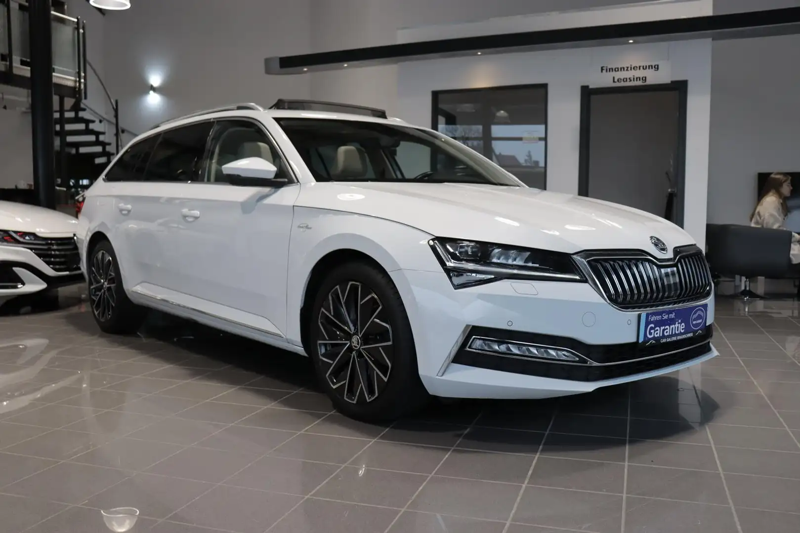 Skoda Superb 2.0 TDI L&K Android*PANORAMA*AHK*ACC Blanc - 2