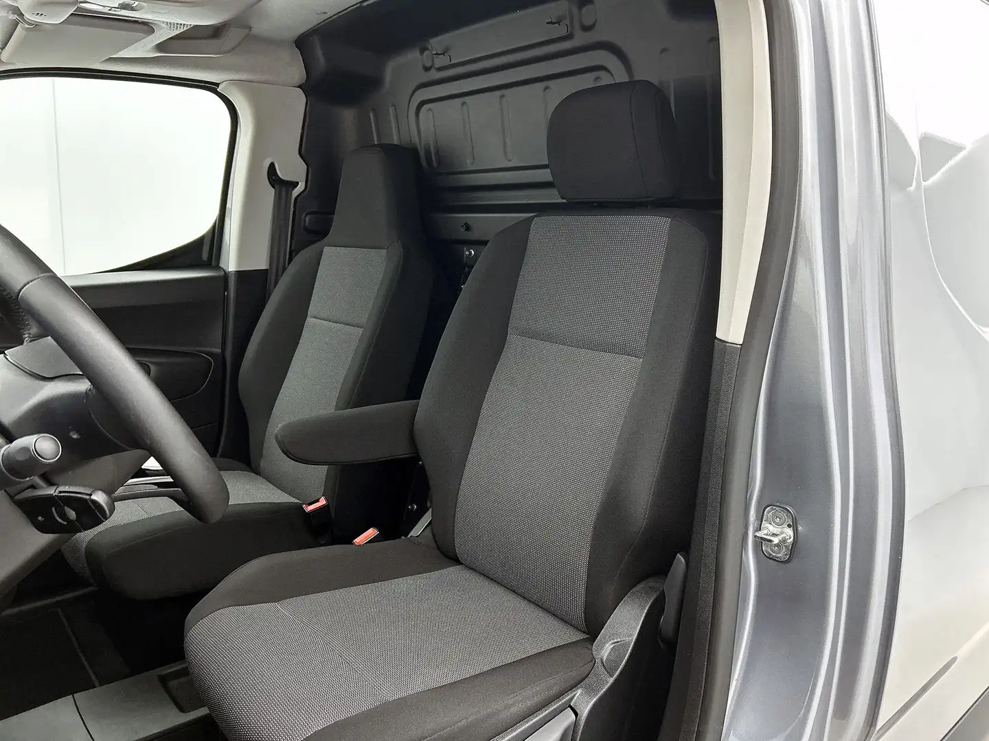 Fiat E-Doblo Cargo 136 L1 50 kWh Fiat E-Doblò 136 L1 50 kWh | N Szürke - 2