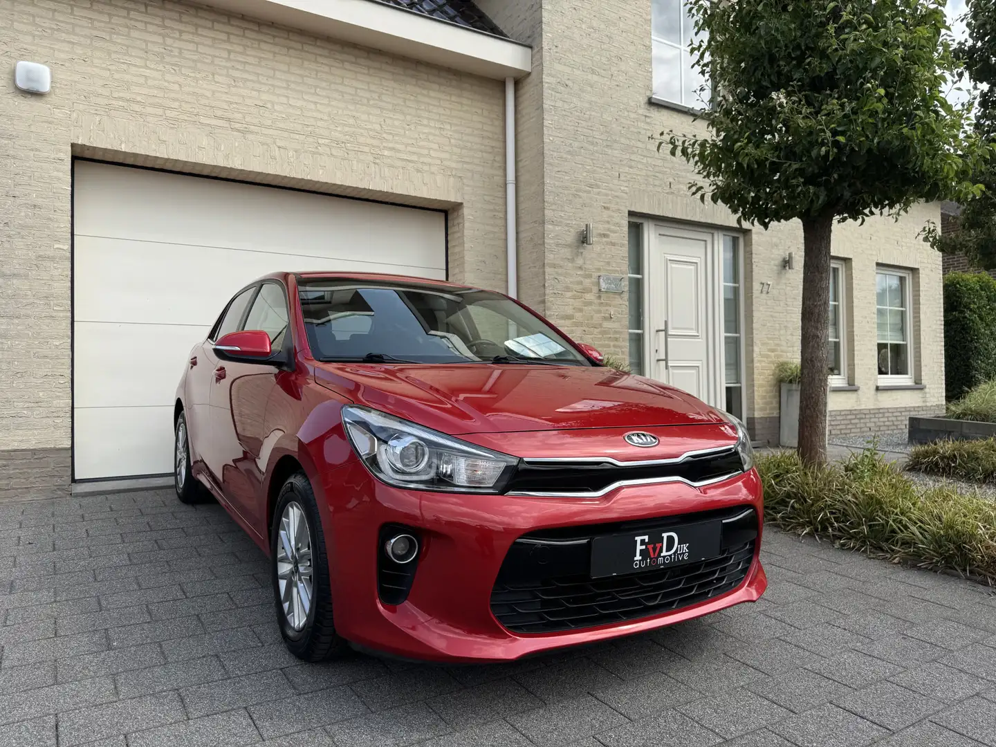 Kia Rio 1.0 T-GDI 100pk DynamicPlusLine Navi Carplay Camer Rood - 1