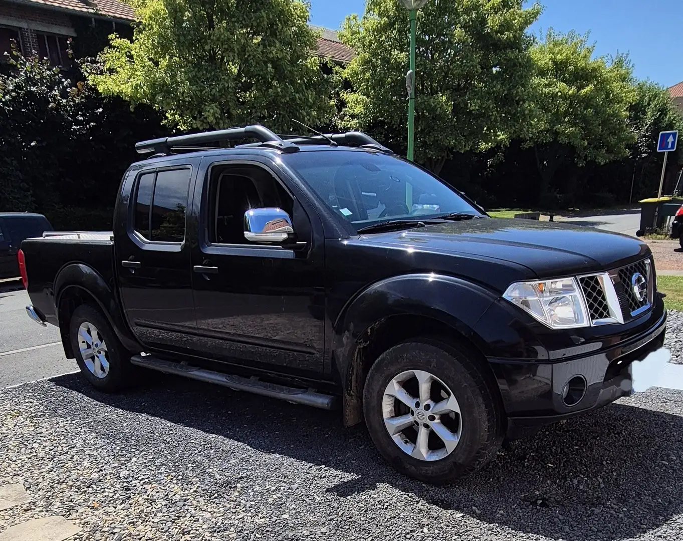 Nissan Navara 2.5 dCi 171 ch Double Cab XE - 2