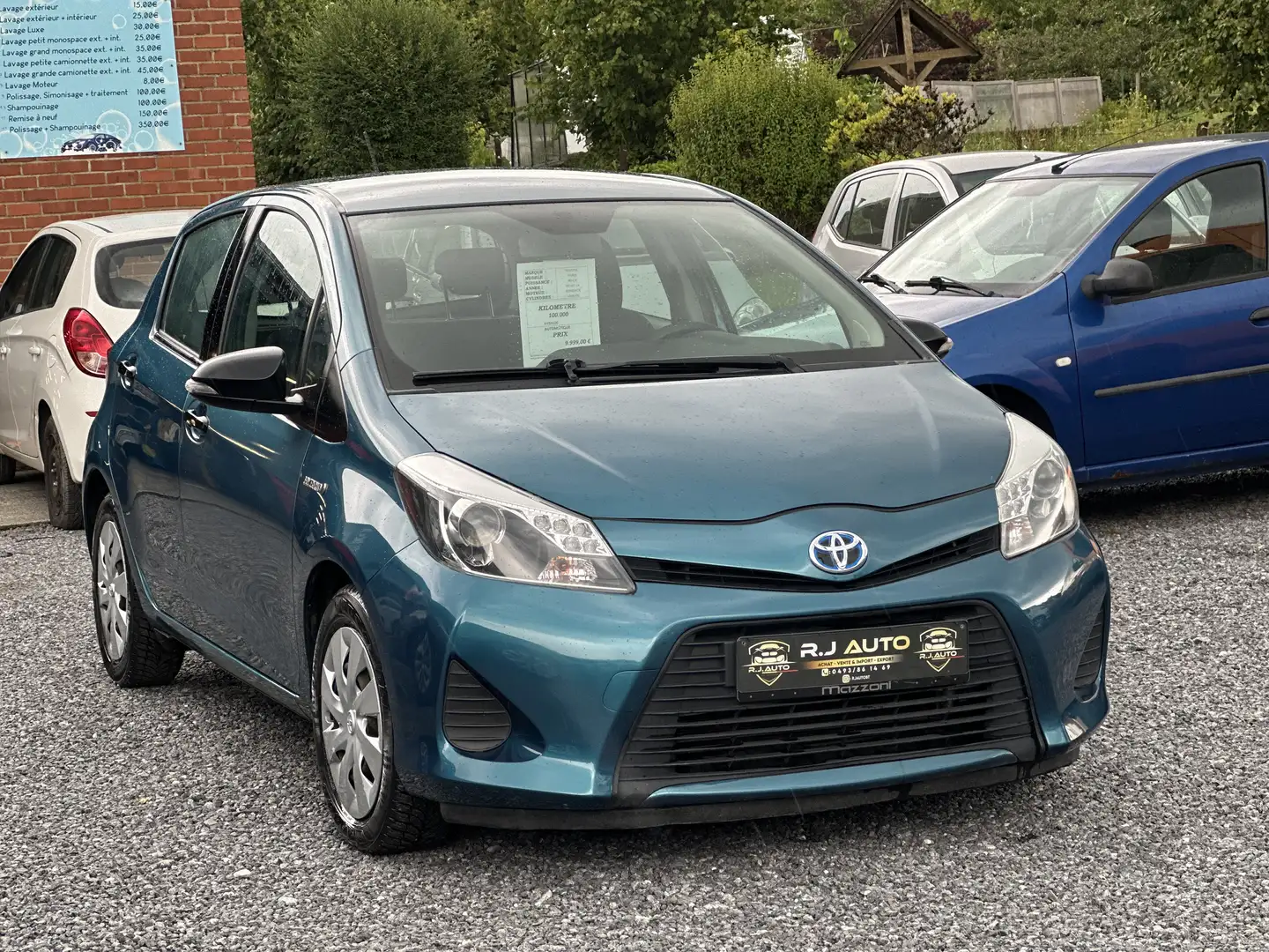 Toyota Yaris 1.5 essence hybride prete à immatriculer - 2