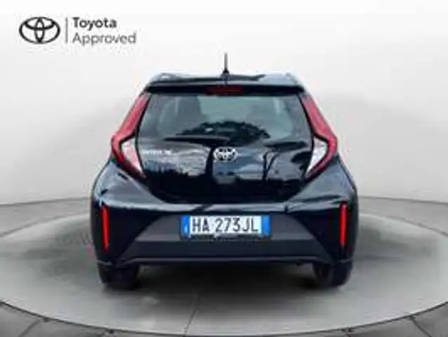 Toyota Aygo view 5