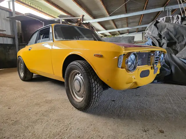 Alfa Romeo Montreal Giulia Sprint GT Veloce Montreal V8 Project