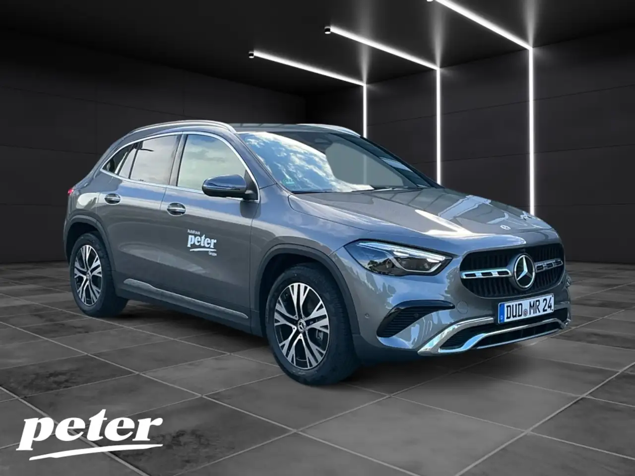 Mercedes-Benz GLA 200 PROGRESSIVE+LED+7G+18+MBUX+AHK+THERMATIC 3