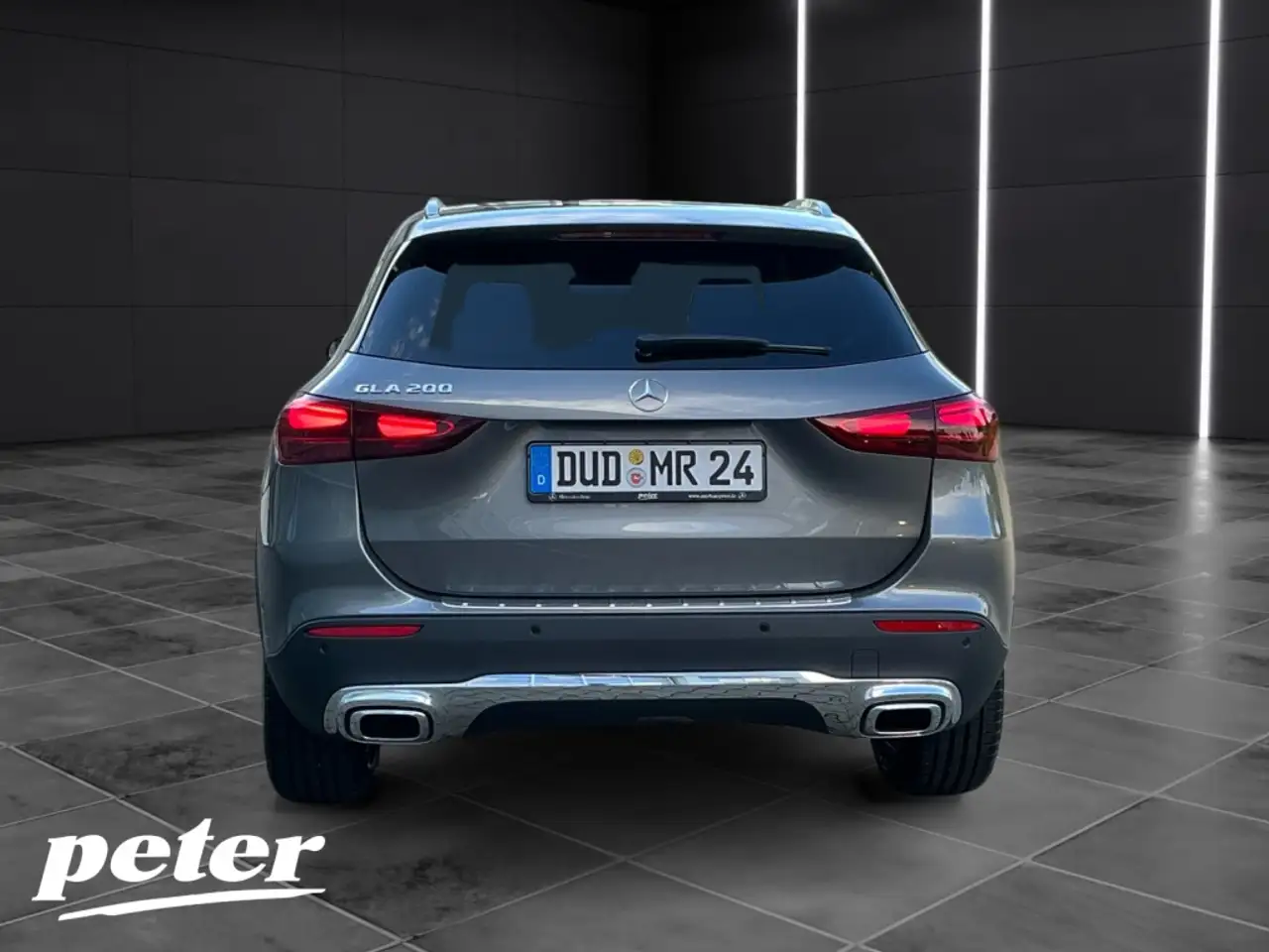 Mercedes-Benz GLA 200 PROGRESSIVE+LED+7G+18+MBUX+AHK+THERMATIC 4