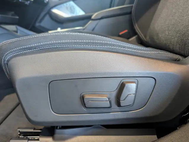 BMW 1 Series view 14