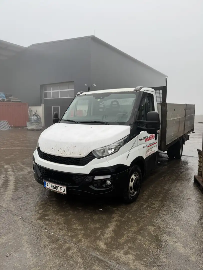 Iveco Sonstige Weiß - 1