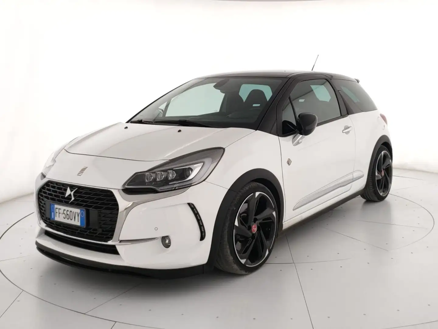 DS Automobiles DS 3 1.6 Performance Black Special 208cv Bianco - 1