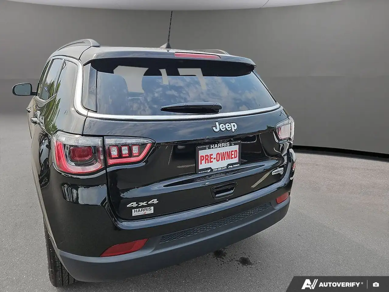 Jeep Compass снимка Jeep Compass