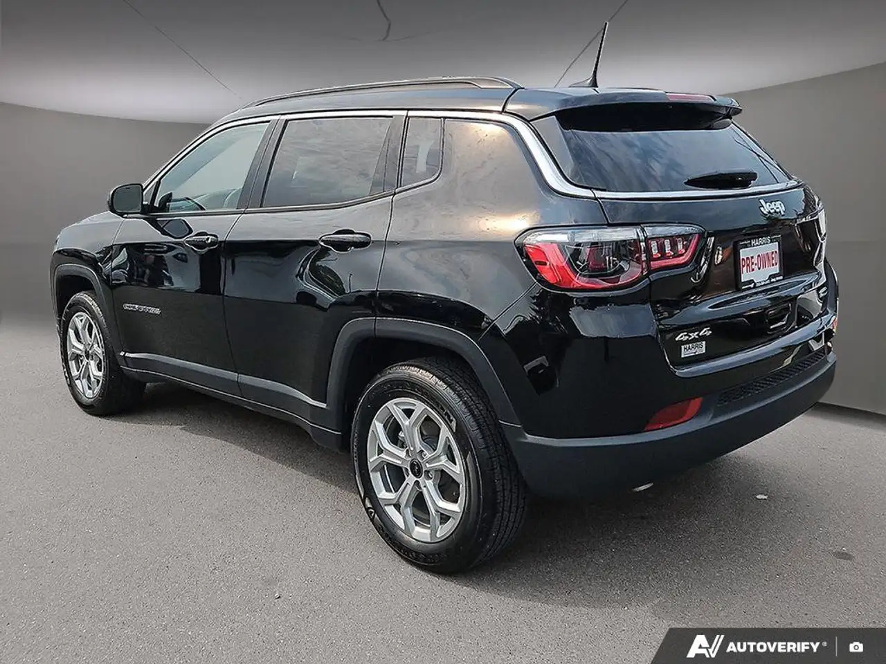 Jeep Compass снимка Jeep Compass