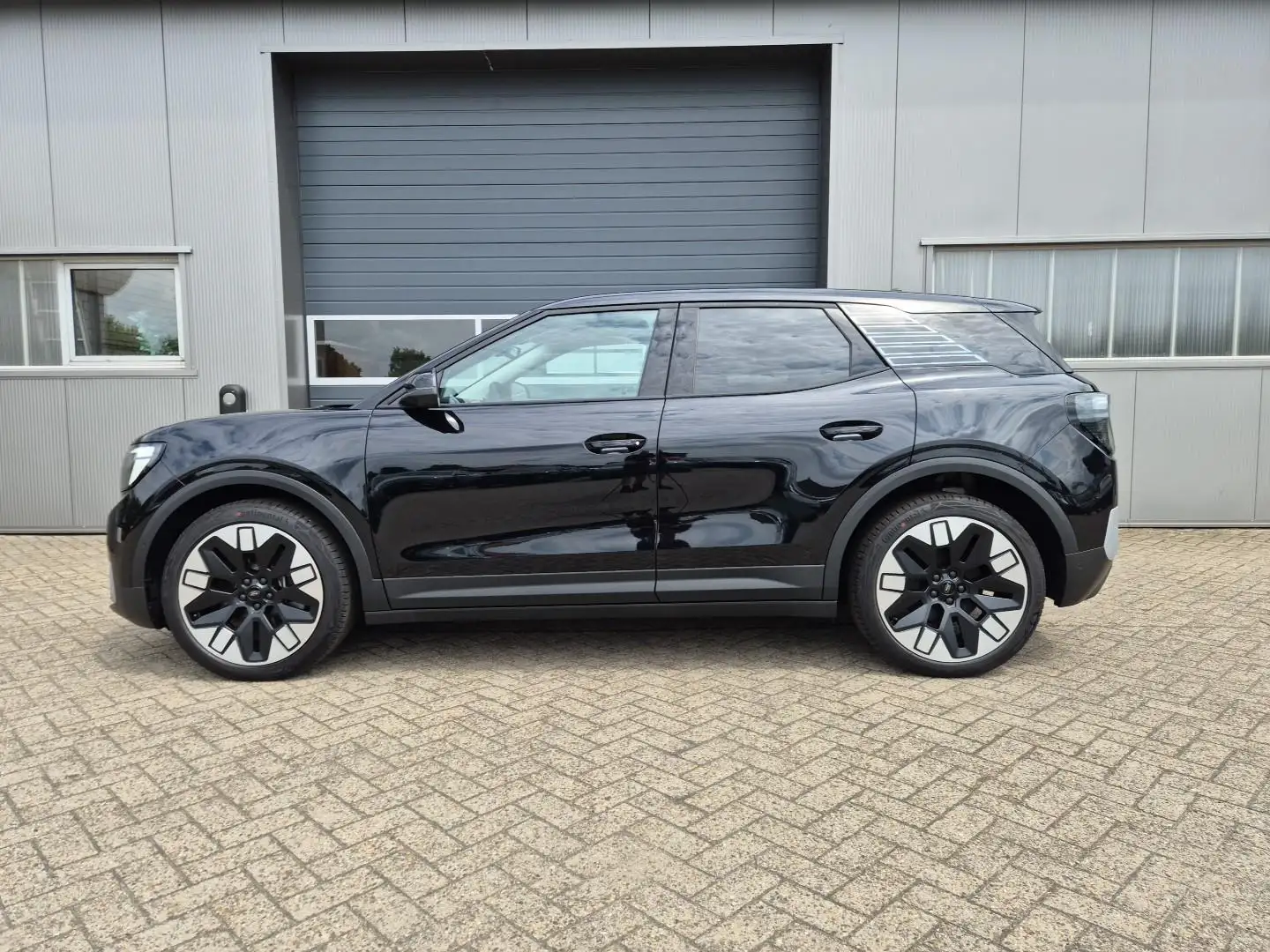 Ford Explorer Limited Edition (Extended Range 79kWh) 204PS Au... Schwarz - 2