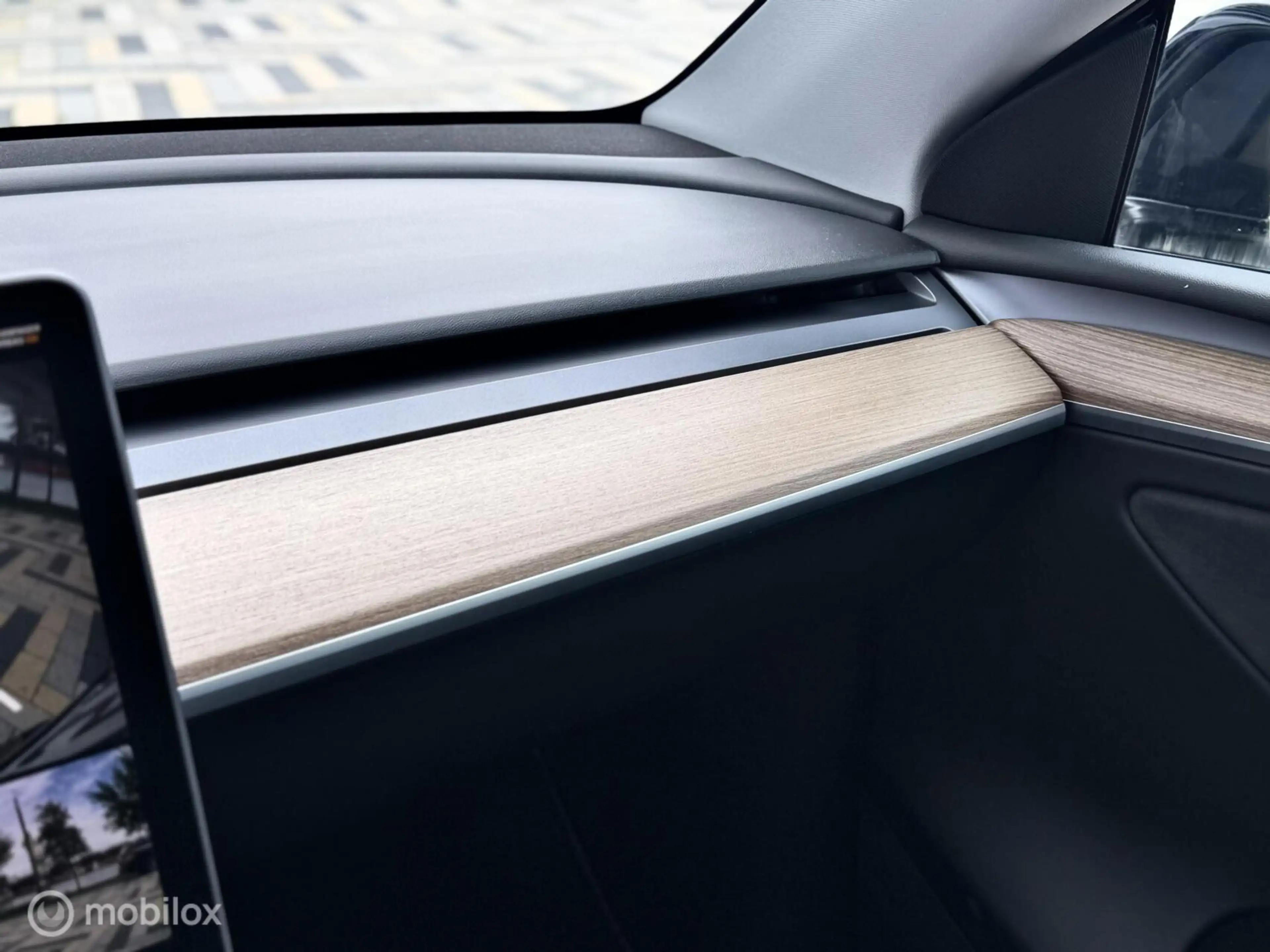 Tesla Model Y Long Range AWD 75 kWh |Autopilot — photo 26