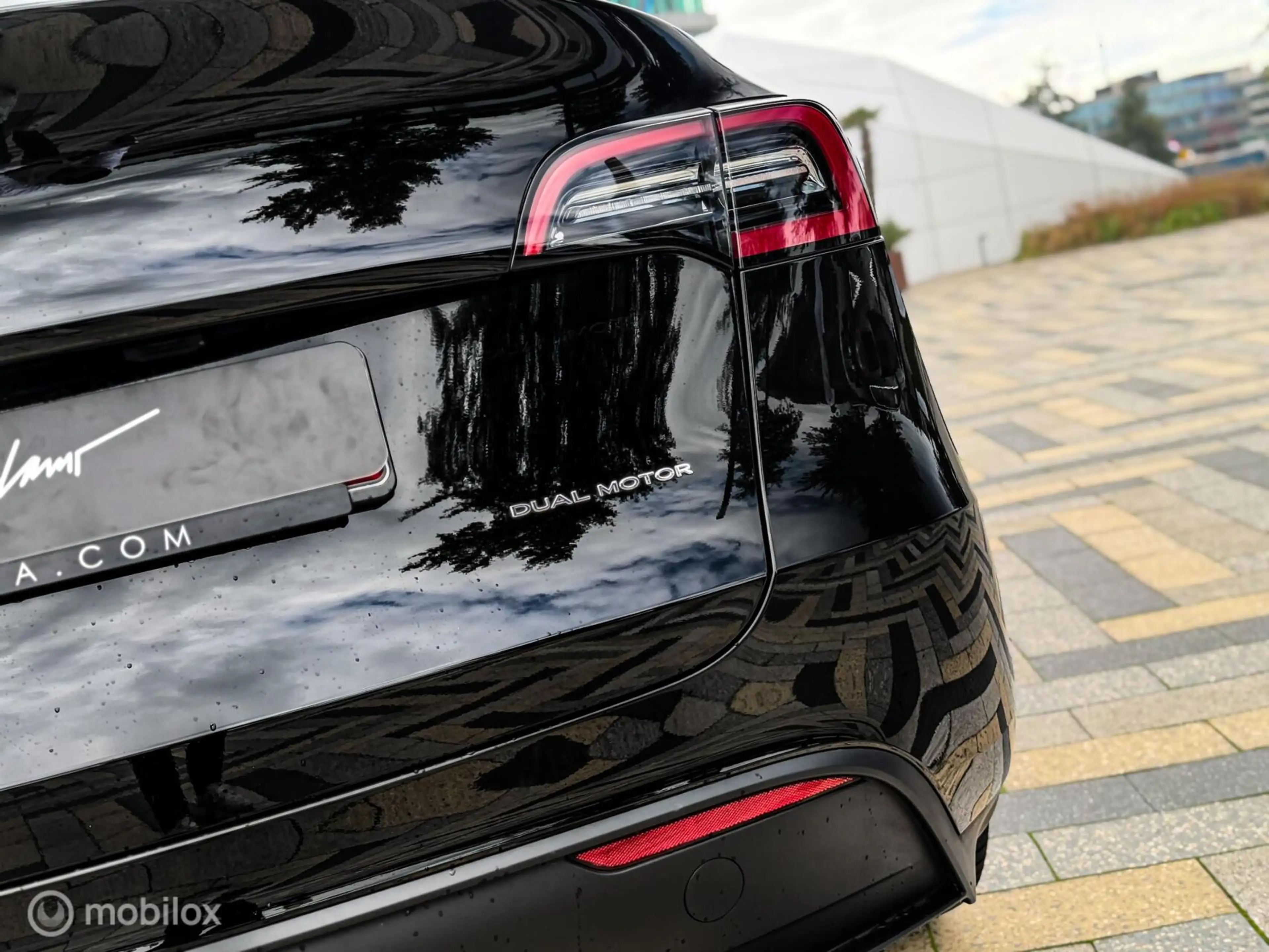 Tesla Model Y Long Range AWD 75 kWh |Autopilot — photo 11