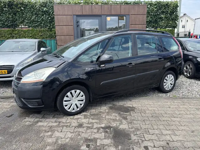 Citroen Grand C4 Picasso view 4