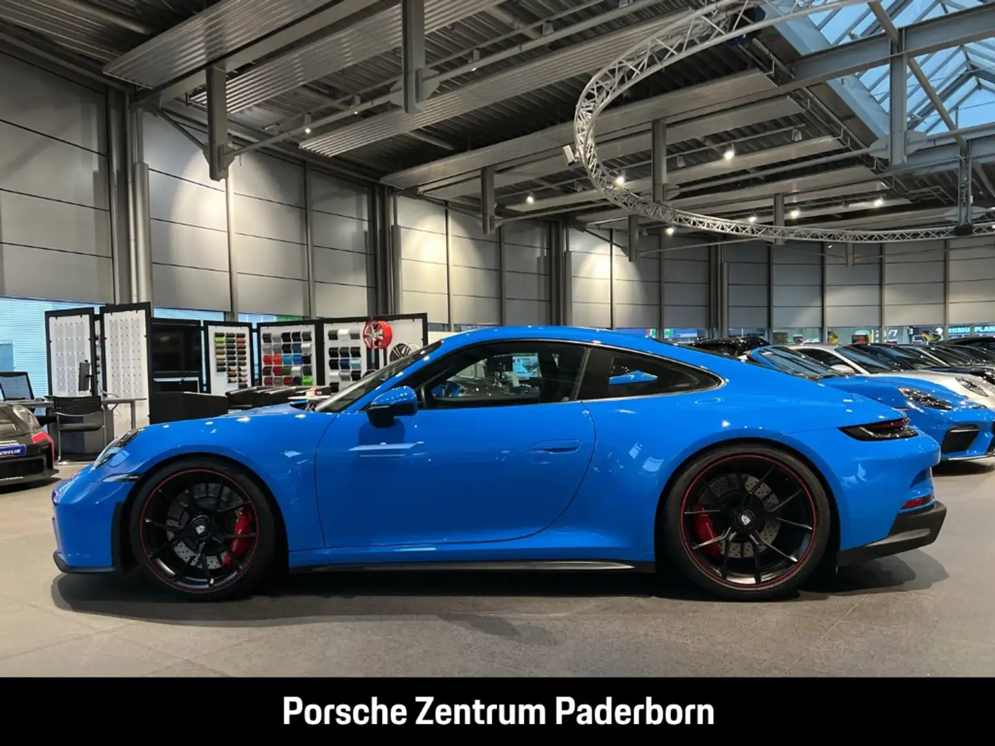 Porsche 992 911 GT3 mit Touring-Paket 1.Hand LED-Matrix Bleu - 2