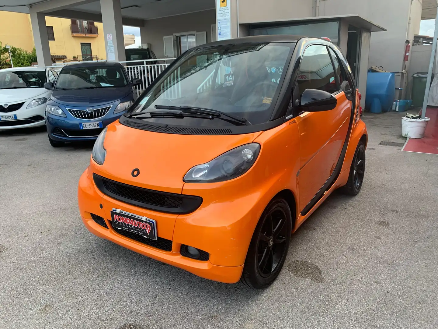 smart forTwo Fortwo 1.0 mhd Pure 71cv FL Arancione - 1