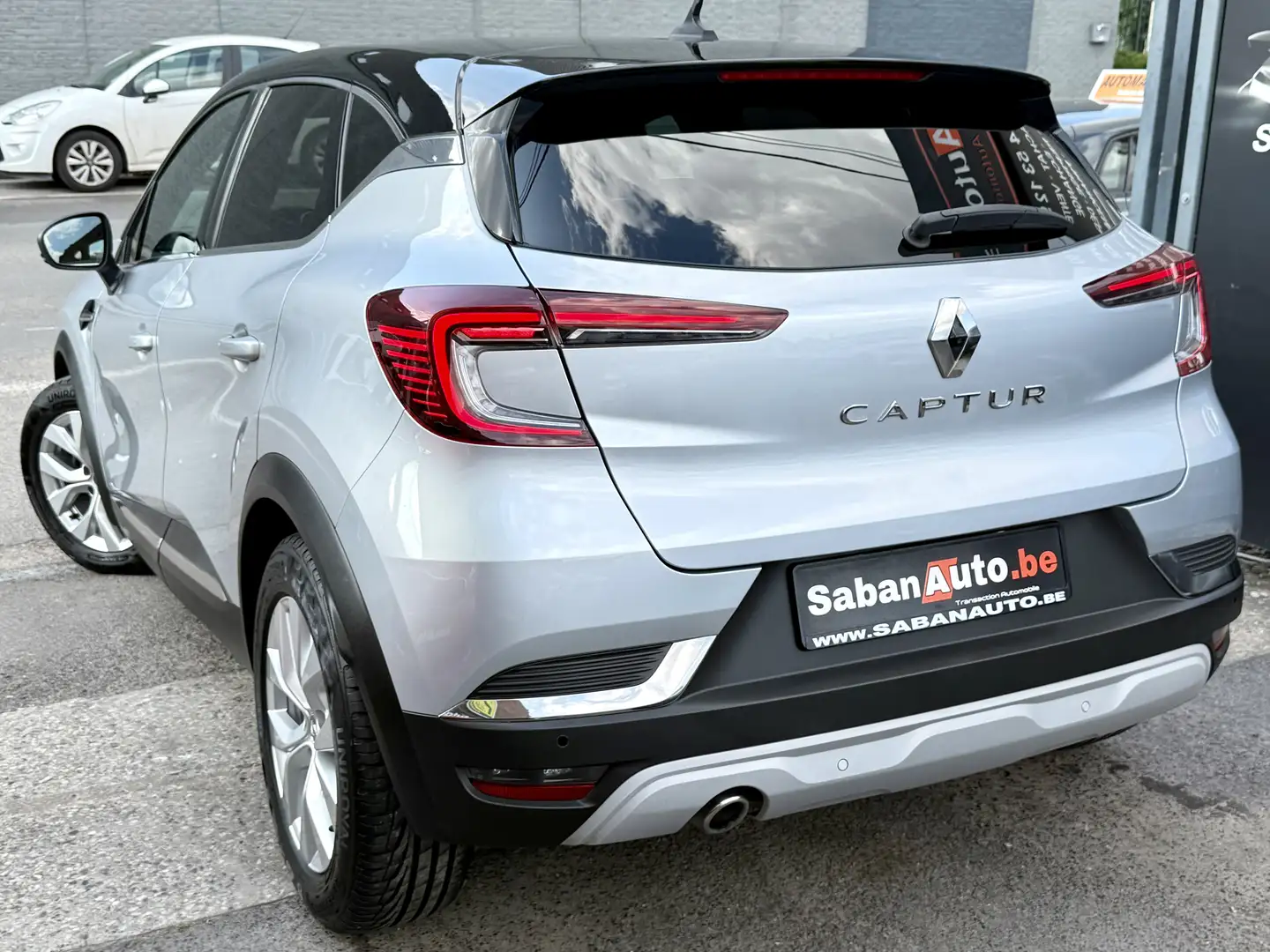 Renault Captur 1.5 Blue dCi • NAVI • CAMERA • JANTES • EU - 2