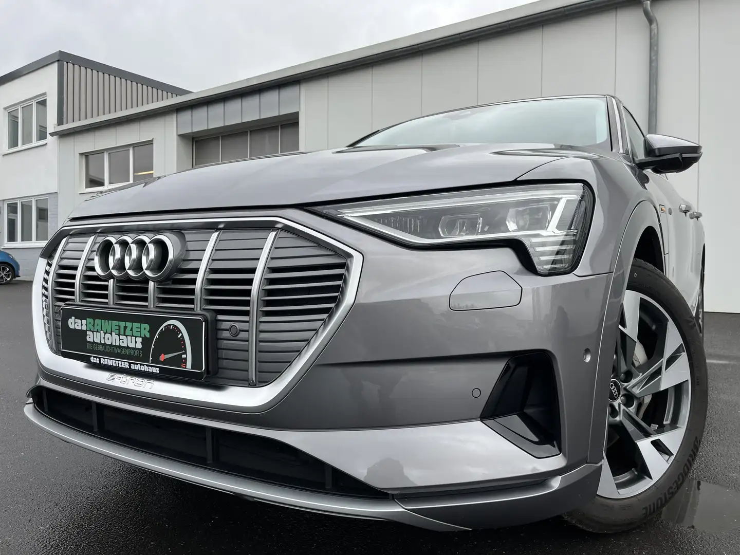 Audi e-tron quattro advanced 164€ m. 20% Anzahlung Virtual C Grau - 1
