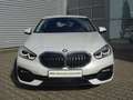 BMW 118 d Lim. Sport Line LED LivePro HuD CarPlay SH Weiß - thumbnail 3