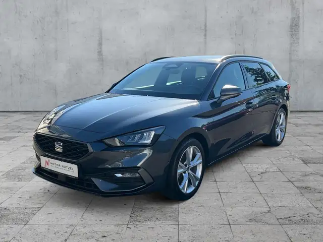 Seat Leon view 2