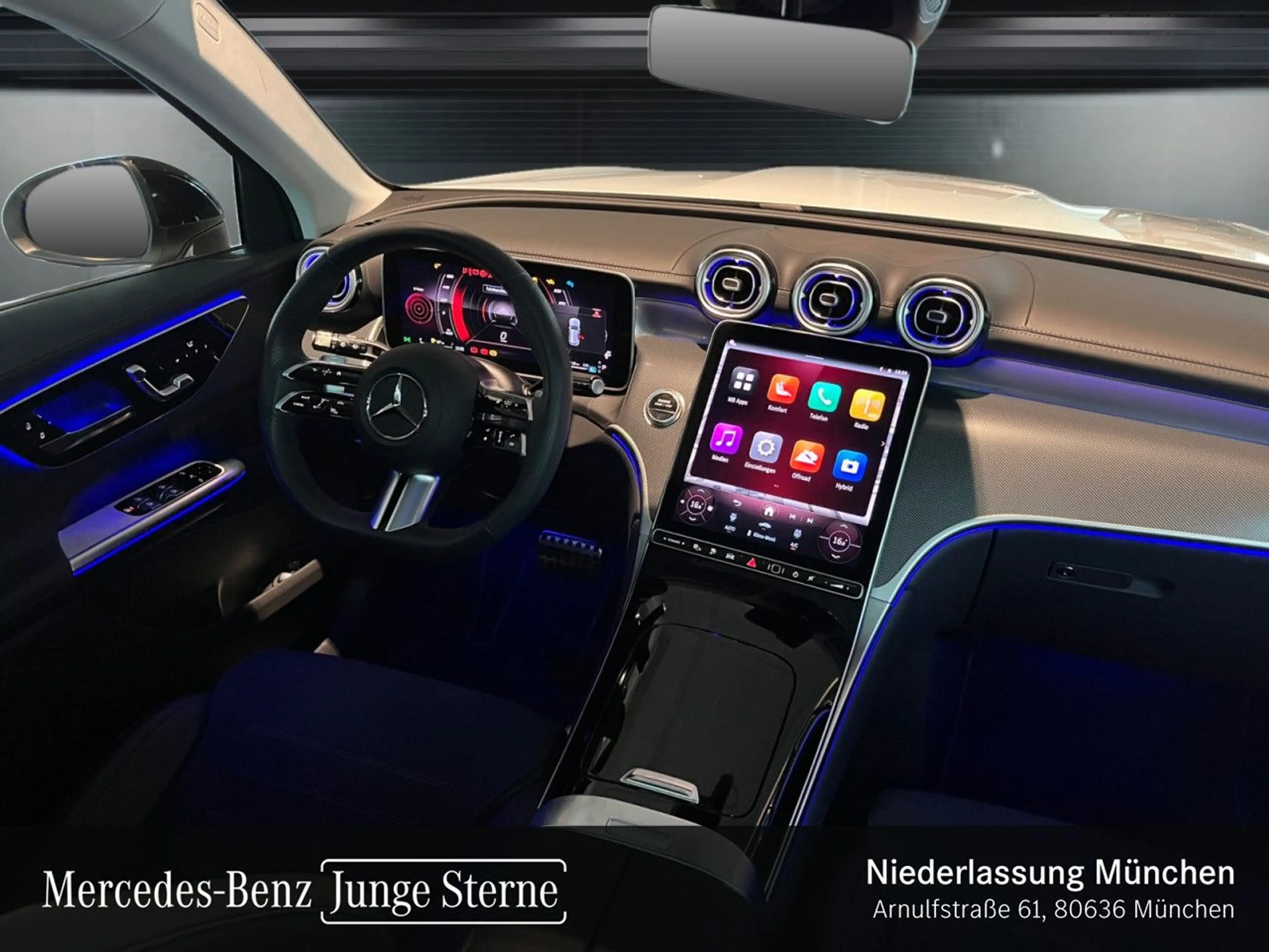Mercedes-Benz GLC 400 e 4M AMG+NIGHT+PANO+360+AHK+LED+TOTW+9G — photo 14
