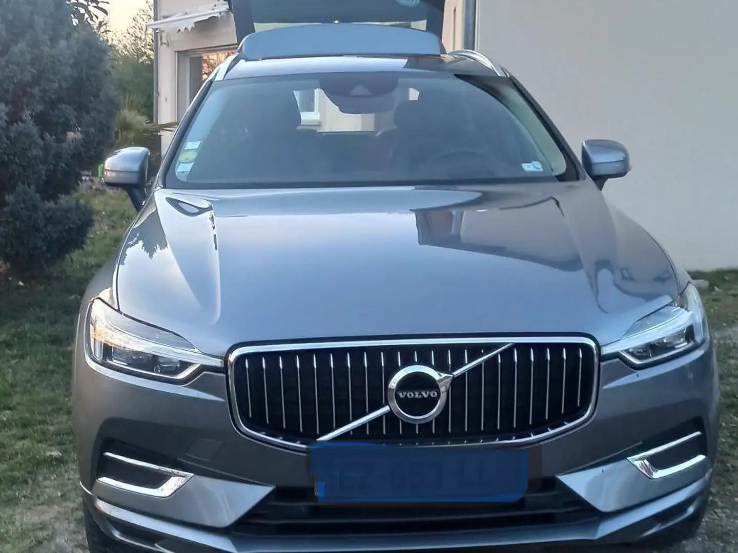 Volvo XC60 D4 AdBlue 190 ch Geartronic 8 Inscription Luxe Gris - 2