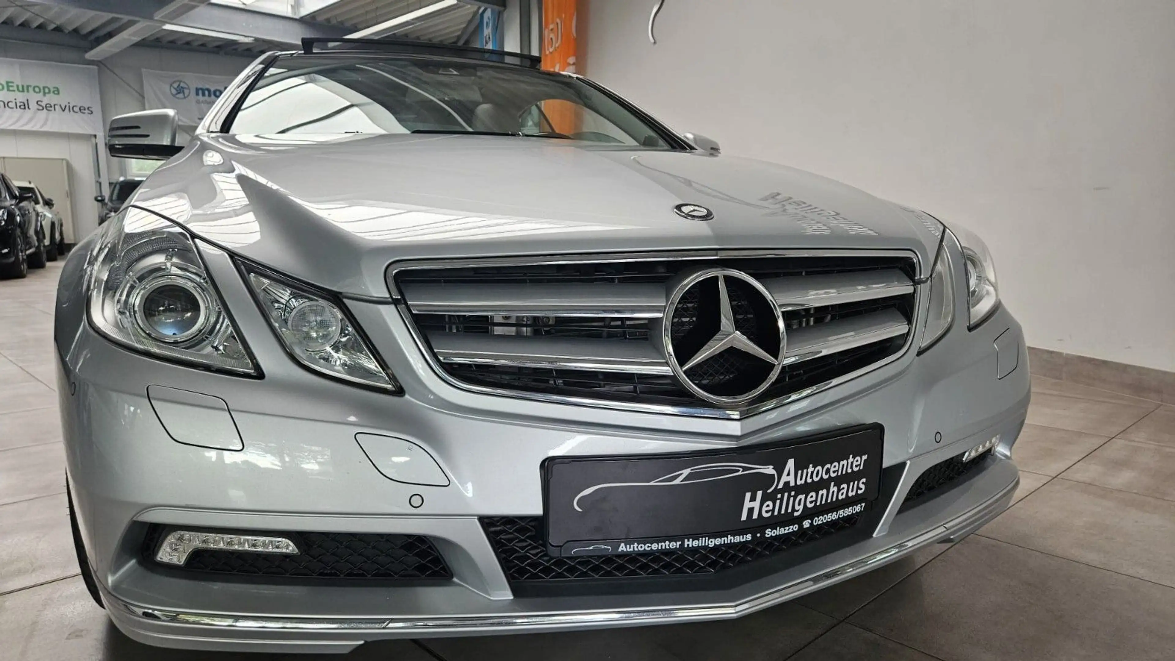 Mercedes-Benz E 350 CDI Coupe Navi Kamera Xenon Pano Memory