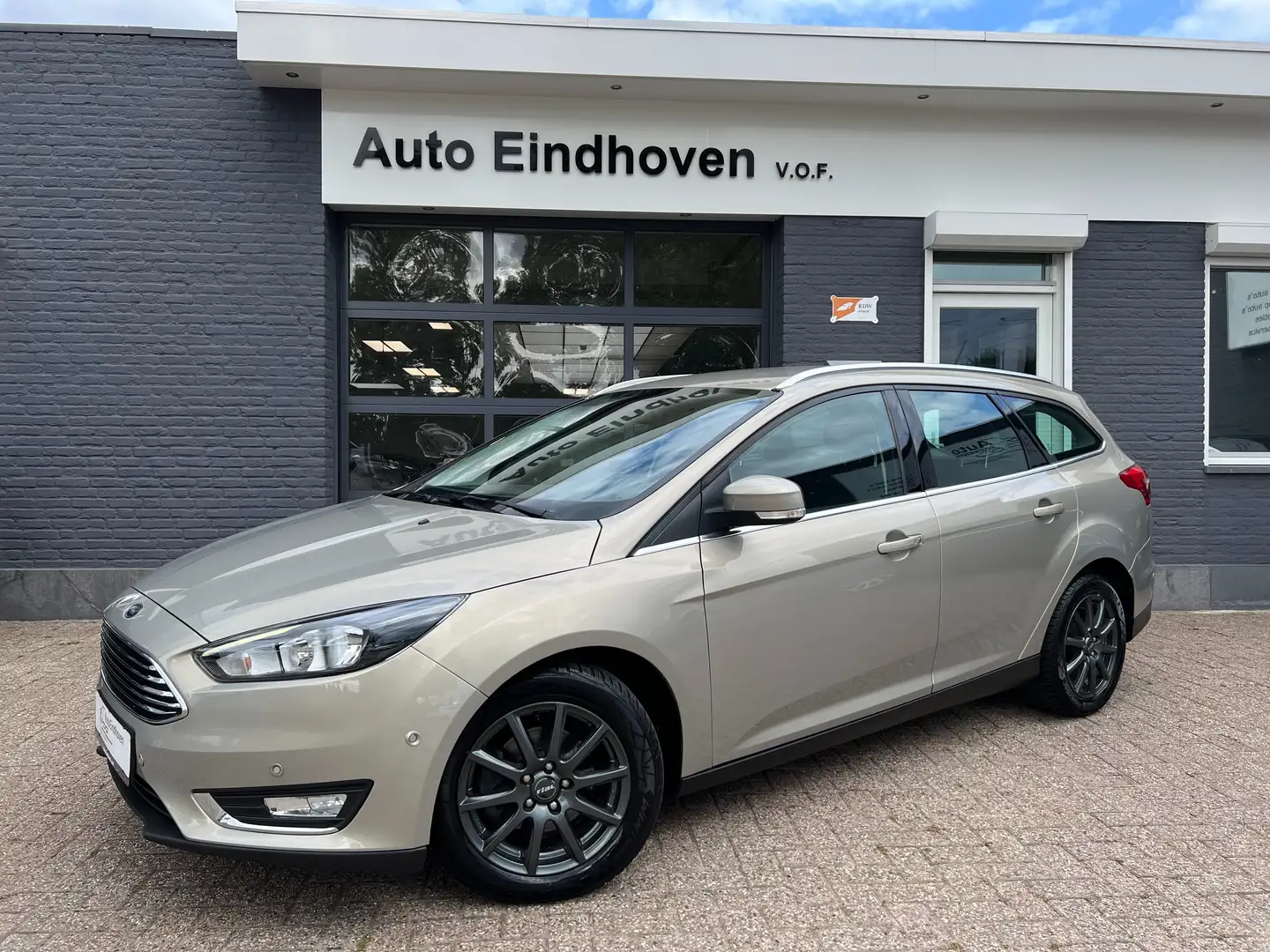 Ford Focus 1.0 Titanium,Turbo,Clima,Cruise,Navi €8995,- Bej - 1