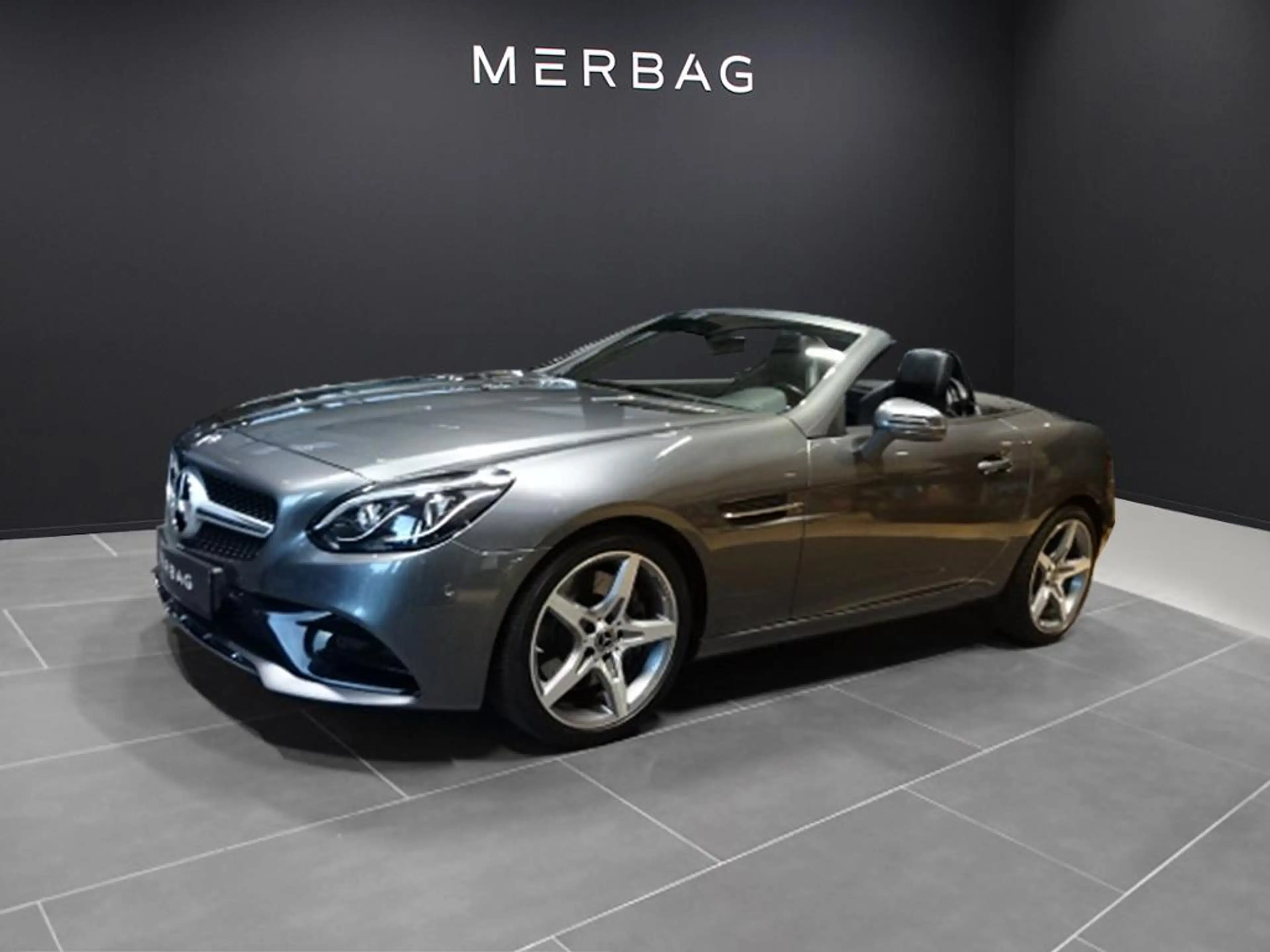 Mercedes-Benz SLC 200 *AMG LED Airscarf Navi Leder Panorama — photo 6