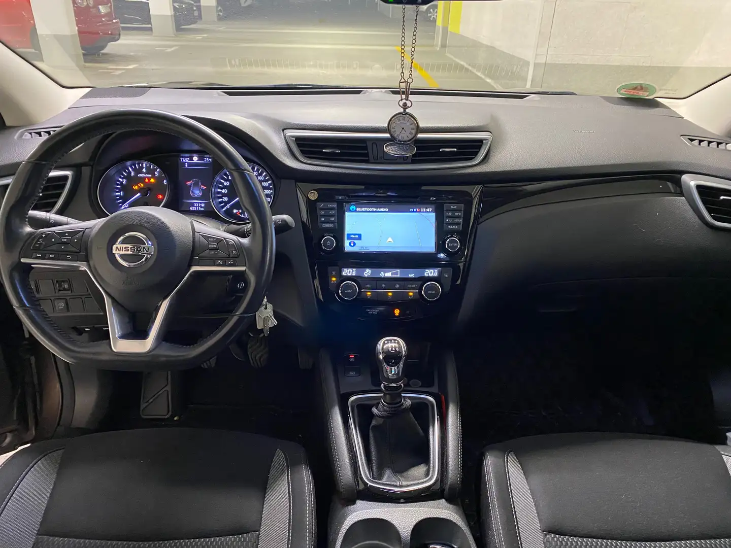 Nissan Qashqai Qashqai 1.2 DIG-T mit Panorama und Navi Braun - 2