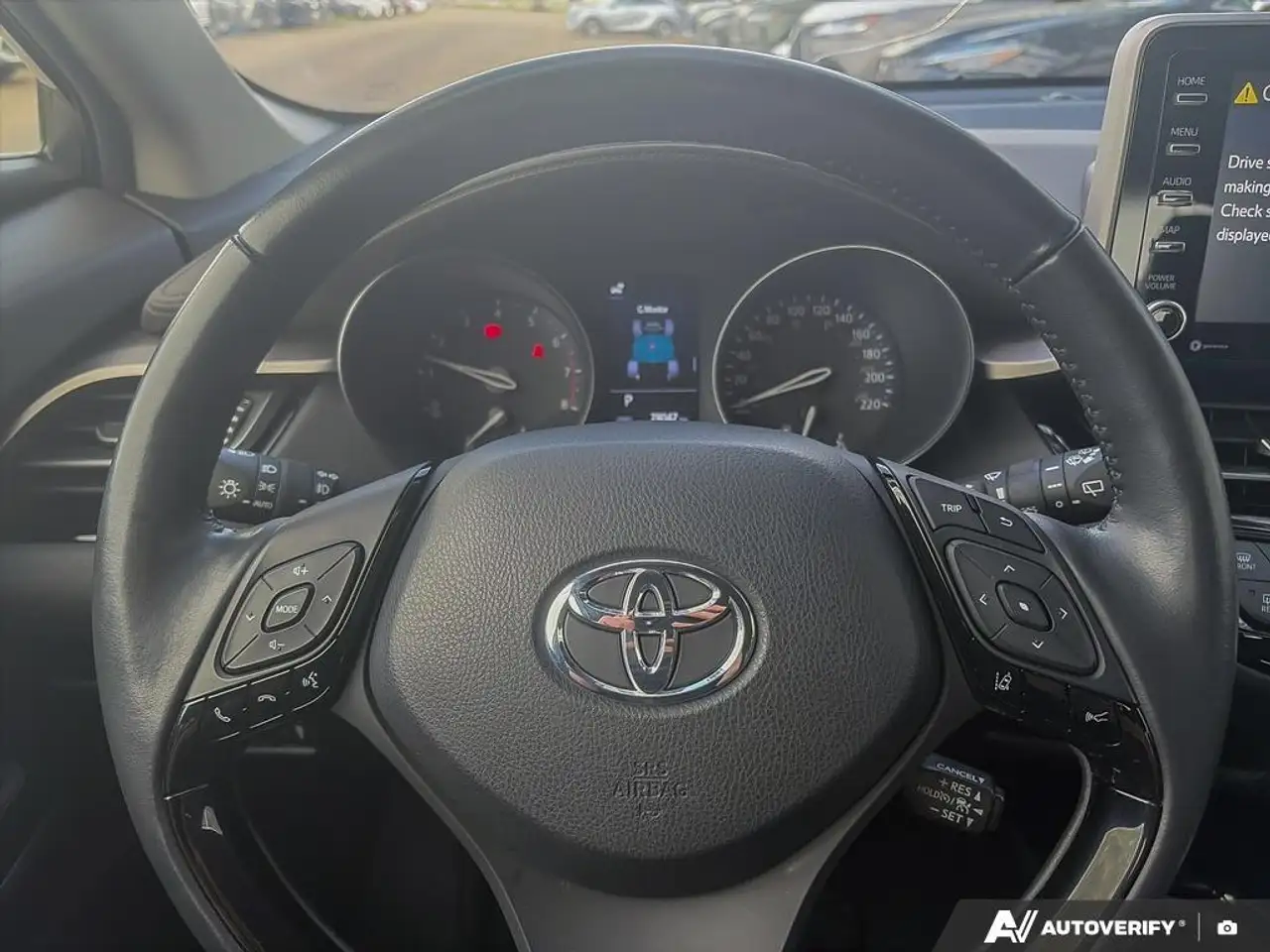 Toyota C-HR снимка Toyota C-HR