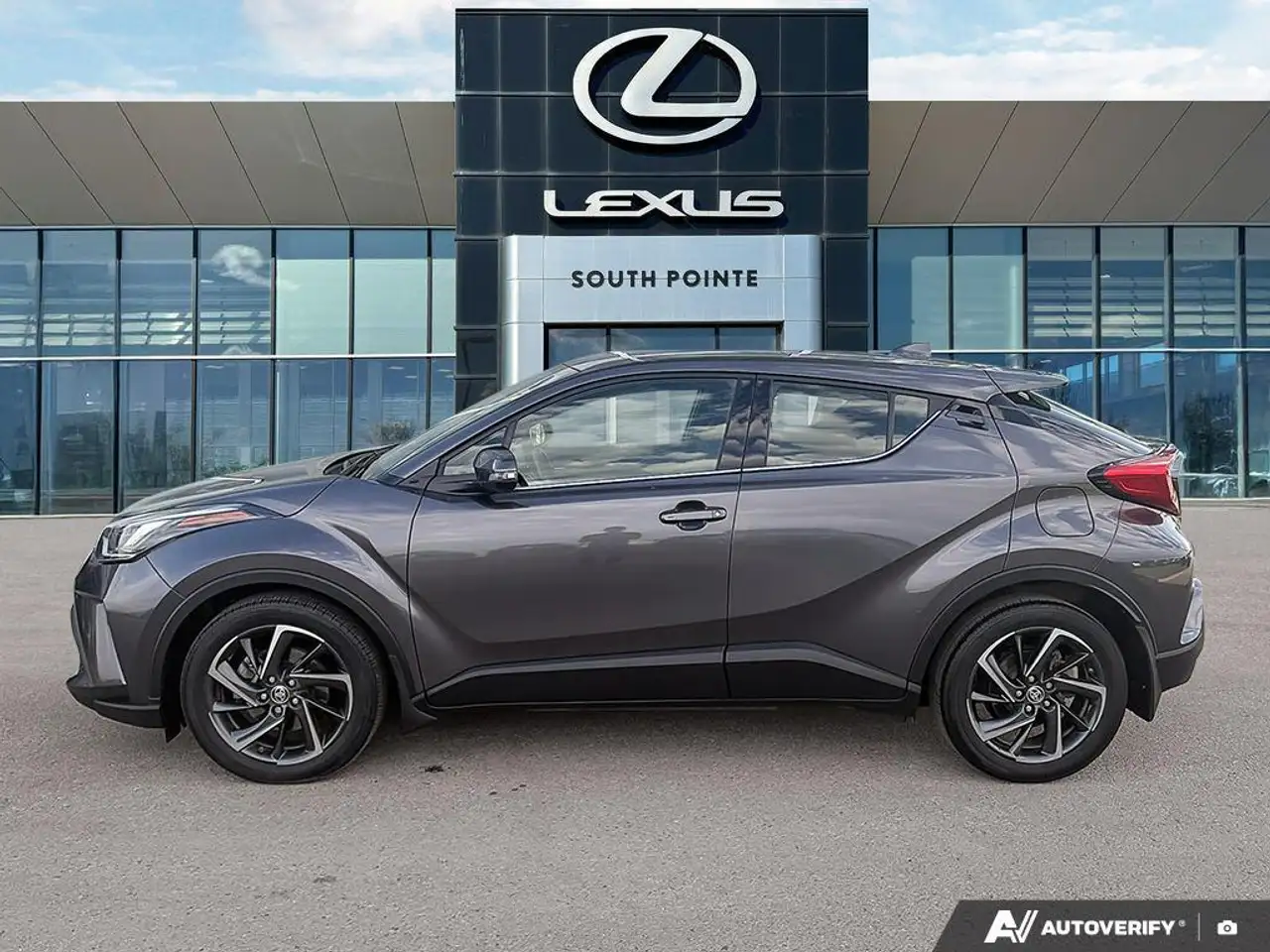 Toyota C-HR снимка Toyota C-HR