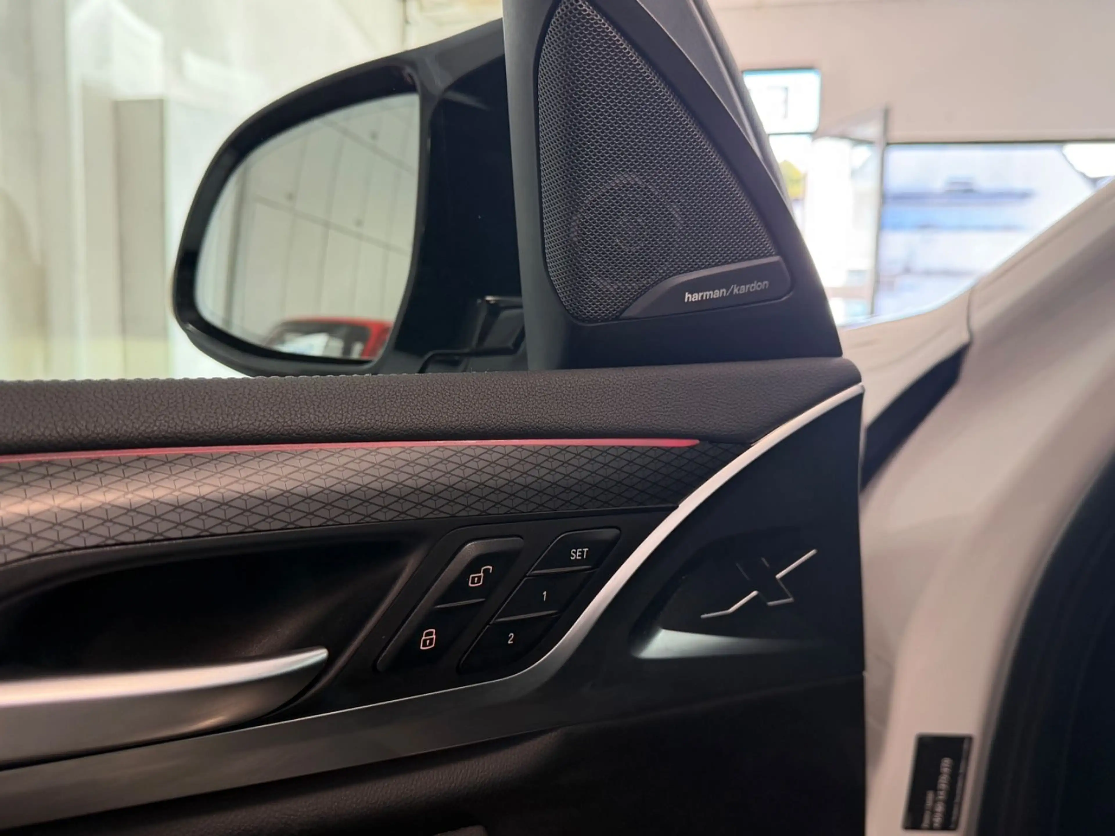 BMW X4 M i X-Drive*1-HAND*HUD*H&K*360*PANO*LED* — photo 11
