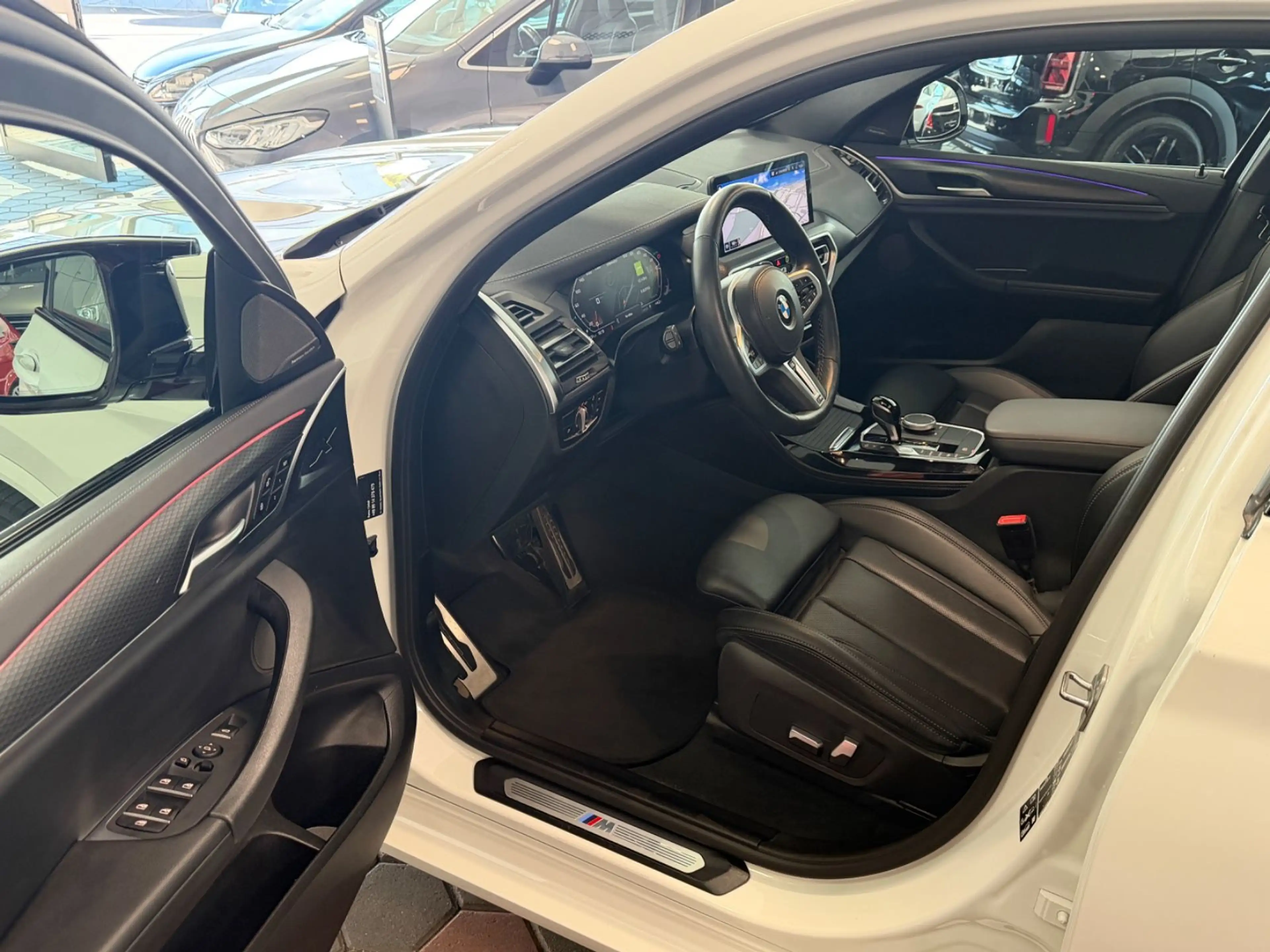 BMW X4 M i X-Drive*1-HAND*HUD*H&K*360*PANO*LED* — photo 9