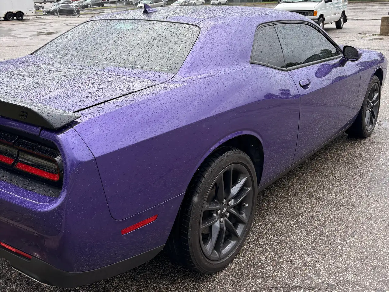 Dodge Challenger 2023 — фото 11